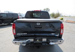 2019 Nissan Frontier - Image 12