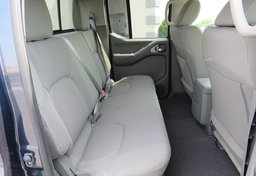 2019 Nissan Frontier - Image 32