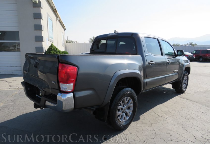 2017 Toyota Tacoma - Image 6