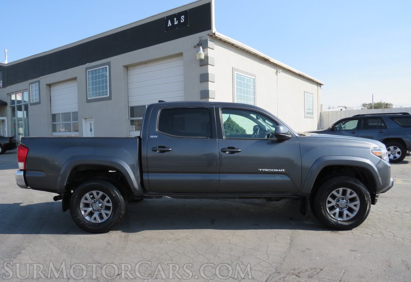 2017 Toyota Tacoma - Image 9