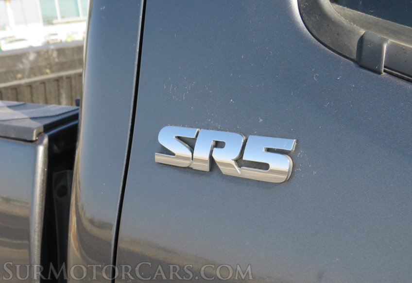 2017 Toyota Tacoma - Image 21