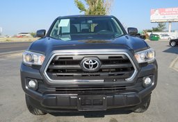 2017 Toyota Tacoma - Image 11