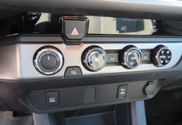 2017 Toyota Tacoma - Image 36