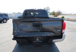 2017 Toyota Tacoma - Image 12