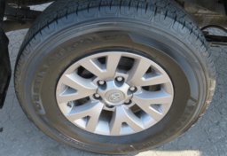 2017 Toyota Tacoma - Image 44