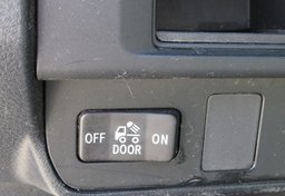 2017 Toyota Tacoma - Image 41