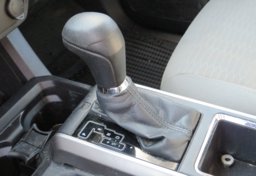 2017 Toyota Tacoma - Image 38