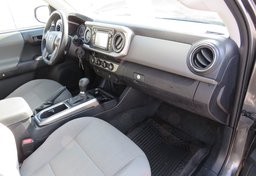 2017 Toyota Tacoma - Image 26