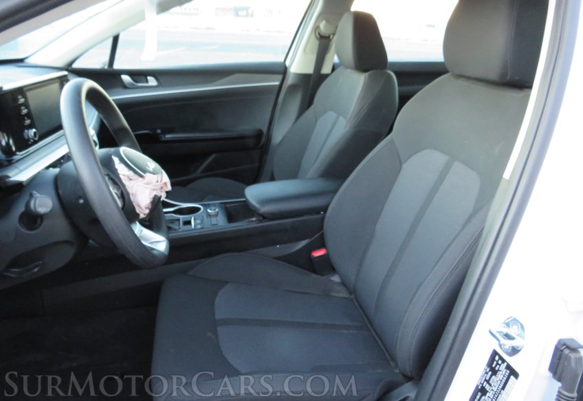 2022 Kia K5 - Image 27