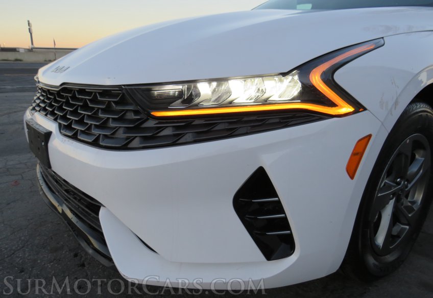 2022 Kia K5 - Image 14