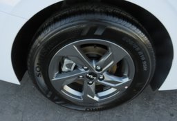 2022 Kia K5 - Image 46