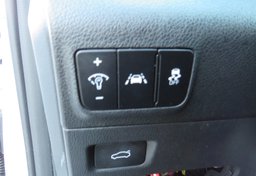 2022 Kia K5 - Image 41