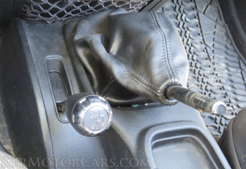 2015 Jeep Wrangler Unlimited - Image 37