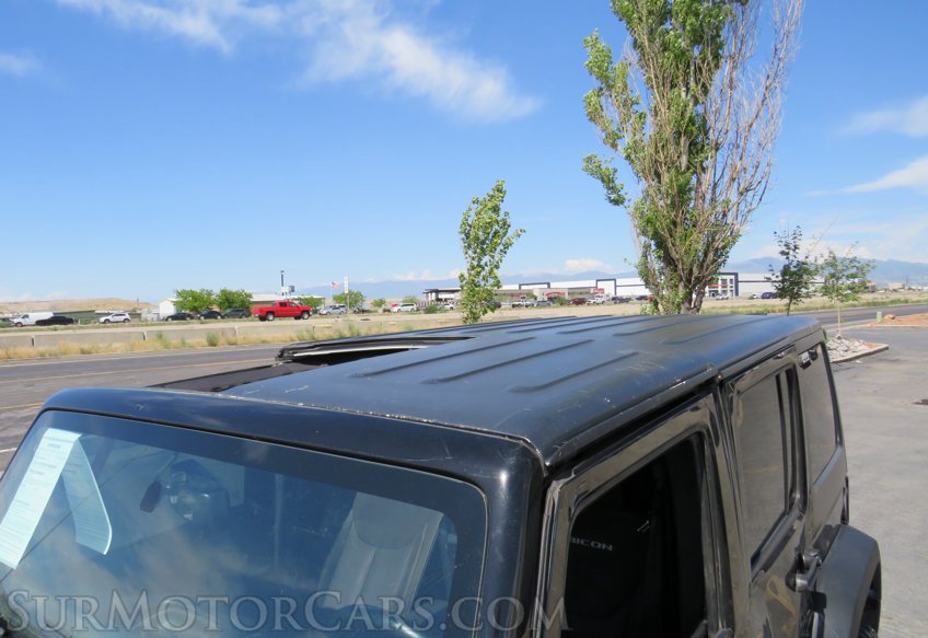 2015 Jeep Wrangler Unlimited - Image 14