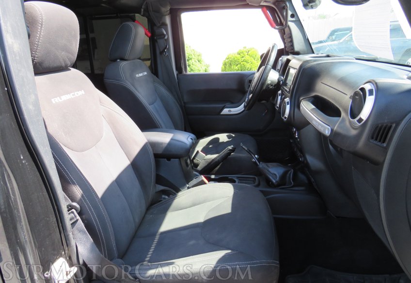 2015 Jeep Wrangler Unlimited - Image 23