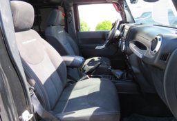 2015 Jeep Wrangler Unlimited - Image 23