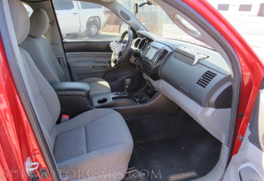 2014 Toyota Tacoma - Image 20