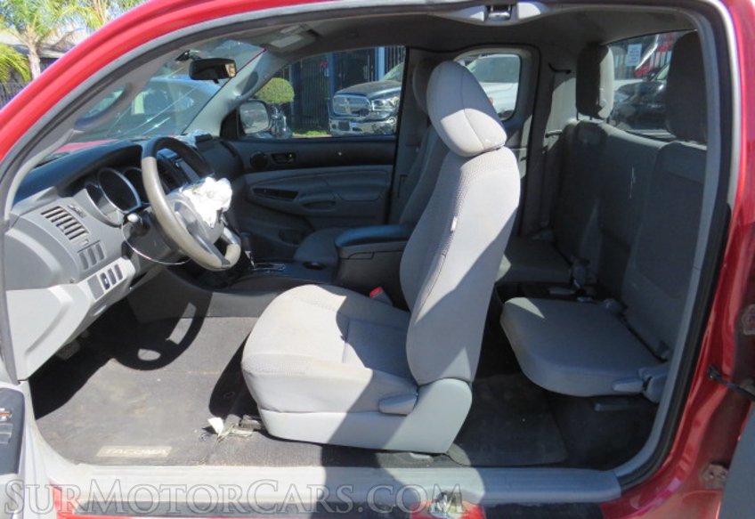 2014 Toyota Tacoma - Image 23