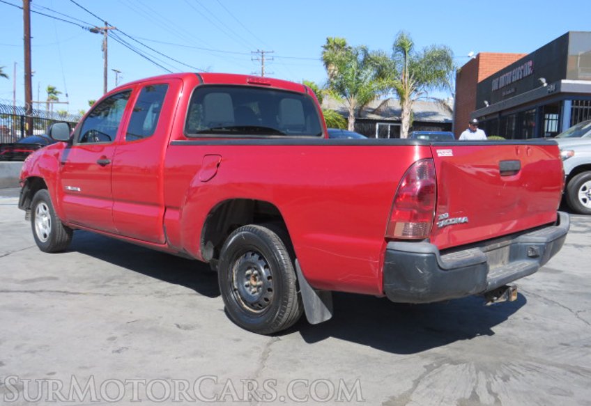 2014 Toyota Tacoma - Image 7
