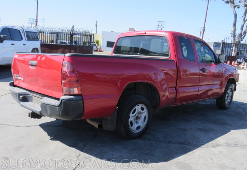 2014 Toyota Tacoma - Image 8