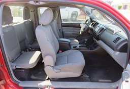 2014 Toyota Tacoma - Image 24