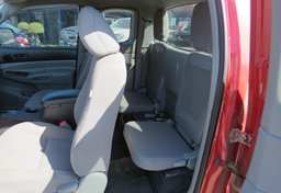 2014 Toyota Tacoma - Image 25