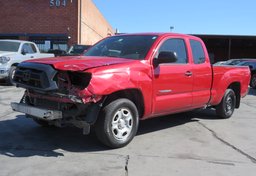 2014 Toyota Tacoma - Image 4