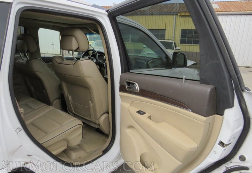 2015 Jeep Grand Cherokee - Image 23