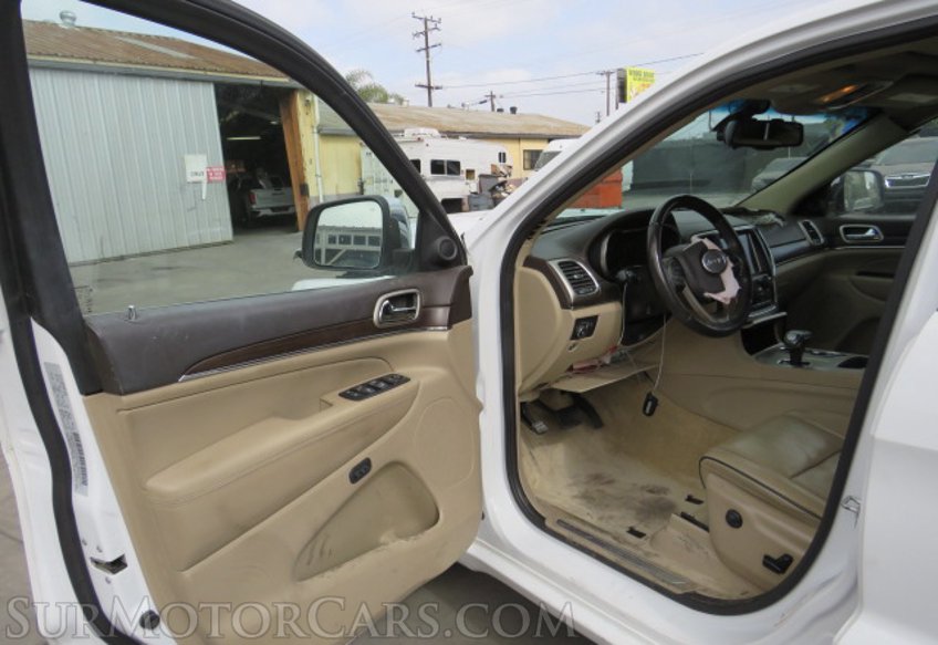 2015 Jeep Grand Cherokee - Image 20