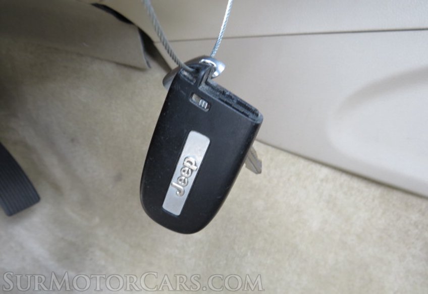 2015 Jeep Grand Cherokee - Image 38