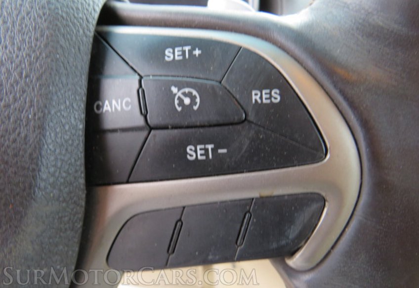 2015 Jeep Grand Cherokee - Image 35