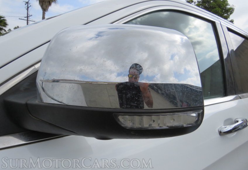 2015 Jeep Grand Cherokee - Image 16