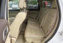 2015 Jeep Grand Cherokee - Image 28