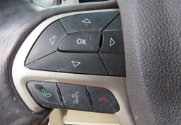 2015 Jeep Grand Cherokee - Image 34