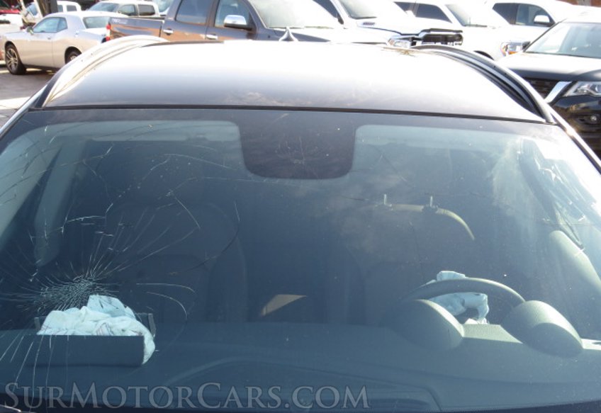 2018 Alfa Romeo Stelvio - Image 13