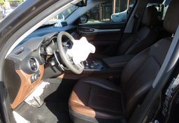 2018 Alfa Romeo Stelvio - Image 27