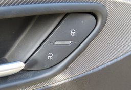 2018 Alfa Romeo Stelvio - Image 41