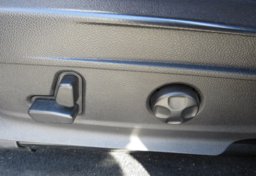 2018 Alfa Romeo Stelvio - Image 38