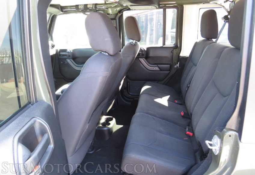 2016 Jeep Wrangler Unlimited - Image 28