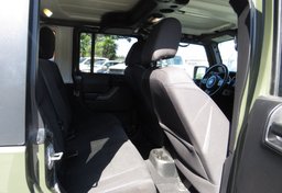2016 Jeep Wrangler Unlimited - Image 29