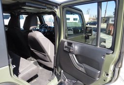 2016 Jeep Wrangler Unlimited - Image 21