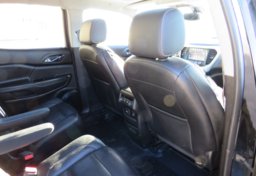 2018 GMC Acadia - Image 36