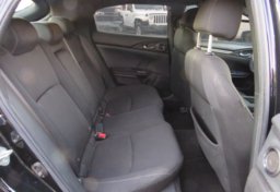 2017 Honda Civic Hatchback - Image 31