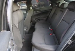 2017 Honda Civic Hatchback - Image 28