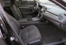 2017 Honda Civic Hatchback - Image 27