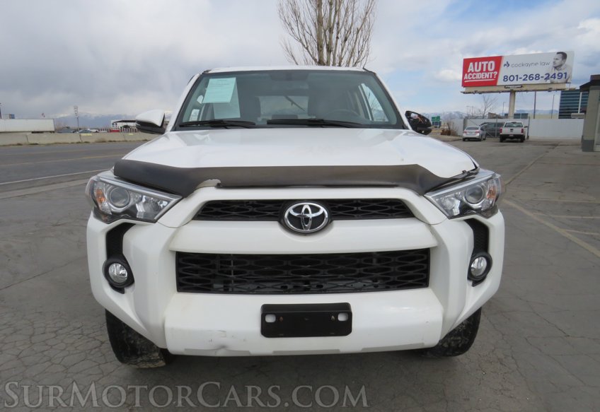2015 Toyota 4Runner - Image 9