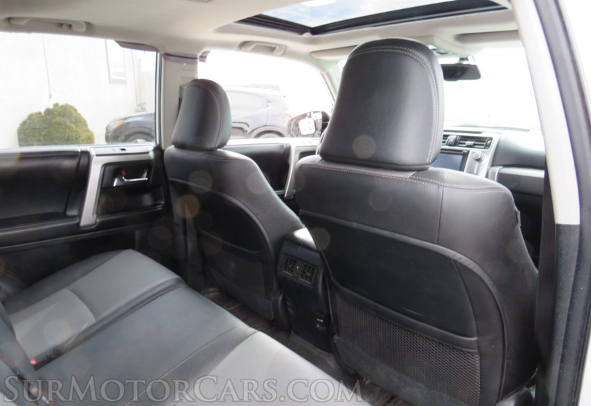 2015 Toyota 4Runner - Image 30
