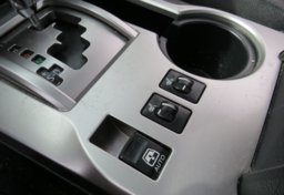 2015 Toyota 4Runner - Image 44