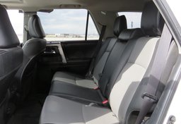 2015 Toyota 4Runner - Image 28