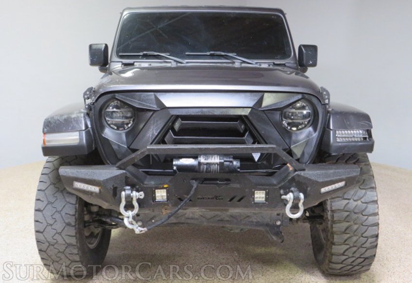2021 Jeep Gladiator - Image 11
